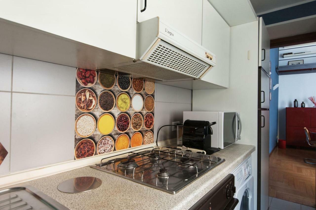 Fancy Blue Duomo Duplex Apartement Milan Exterior photo